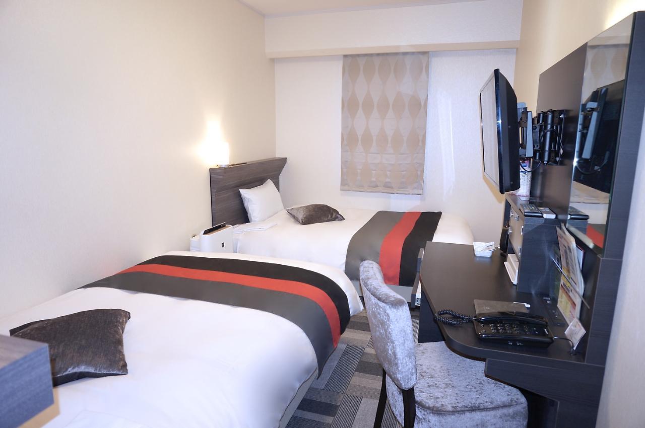 Hotel Sunroute Уцуномия Экстерьер фото